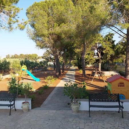 Willa Al Pineto San Matteo Ostuni Zewnętrze zdjęcie